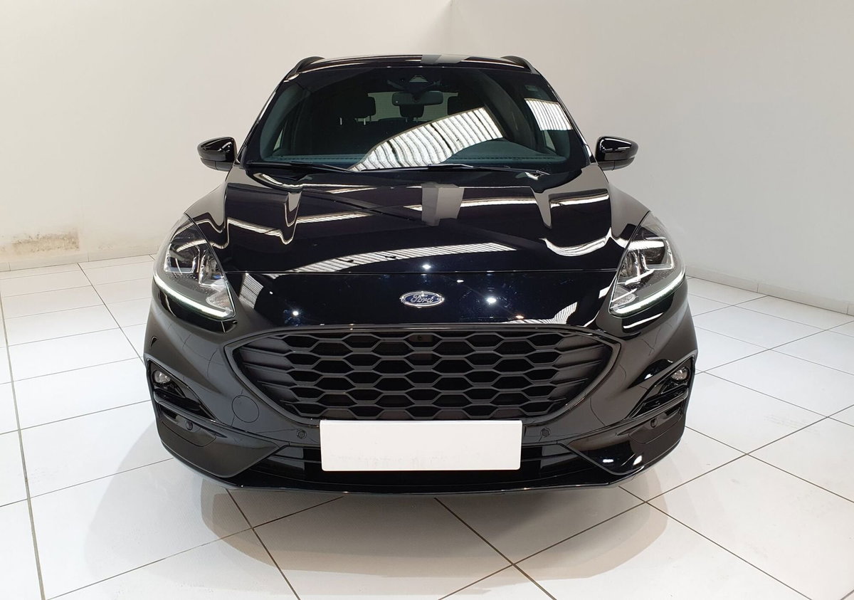 Ford Kuga 1.5 EcoBoost 150 CV 2WD ST-Line (2)