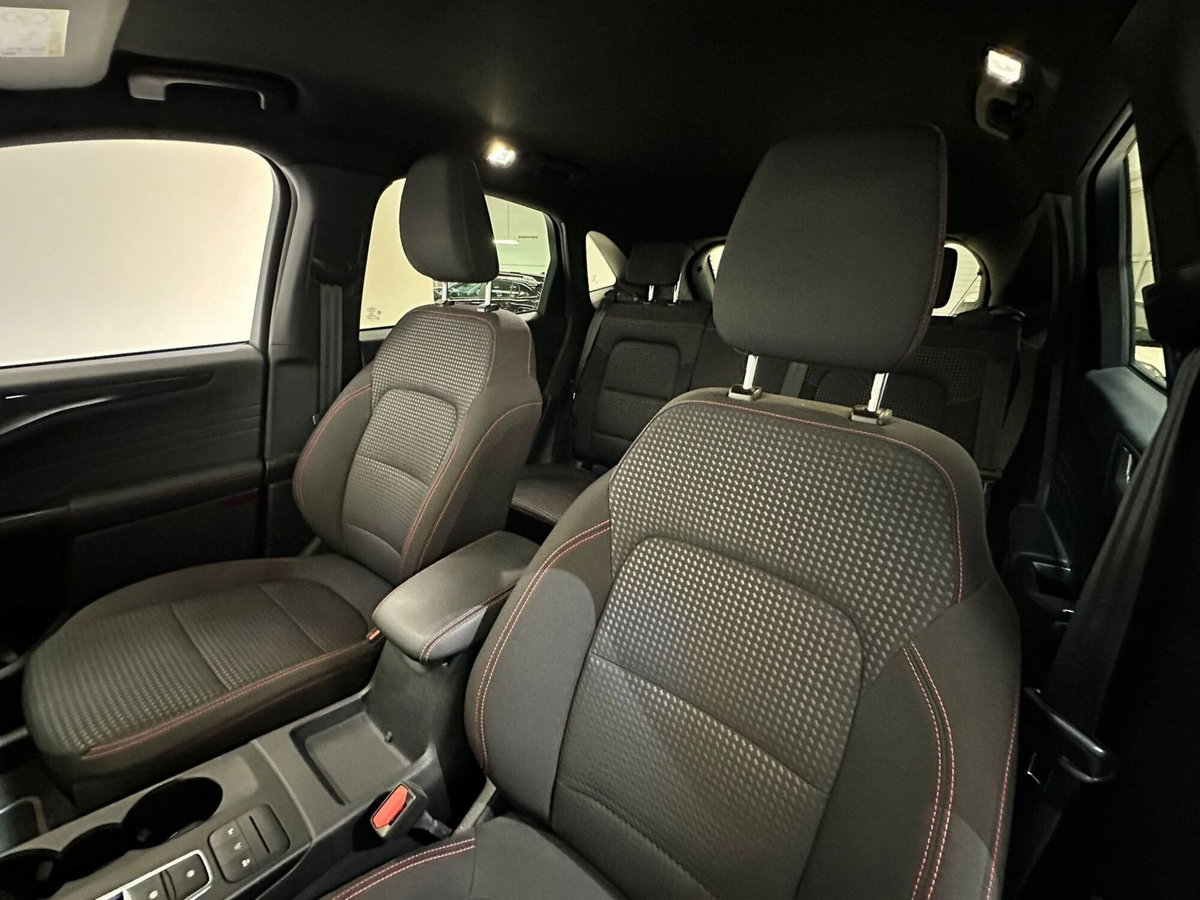 Ford Kuga 2.0 EcoBlue 120 CV aut. 2WD ST-Line X (15)