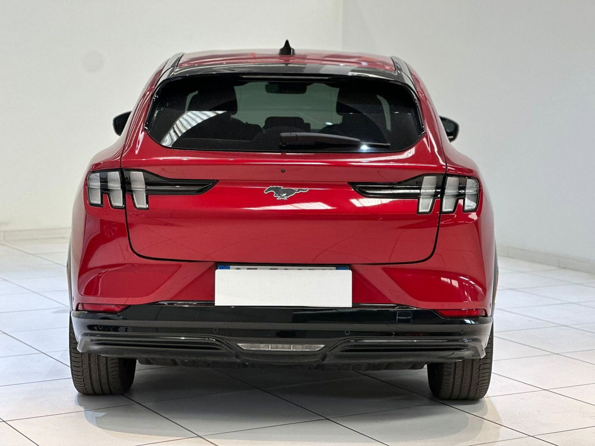 Ford Mustang Mach-E Extended 294CV Premium (3)