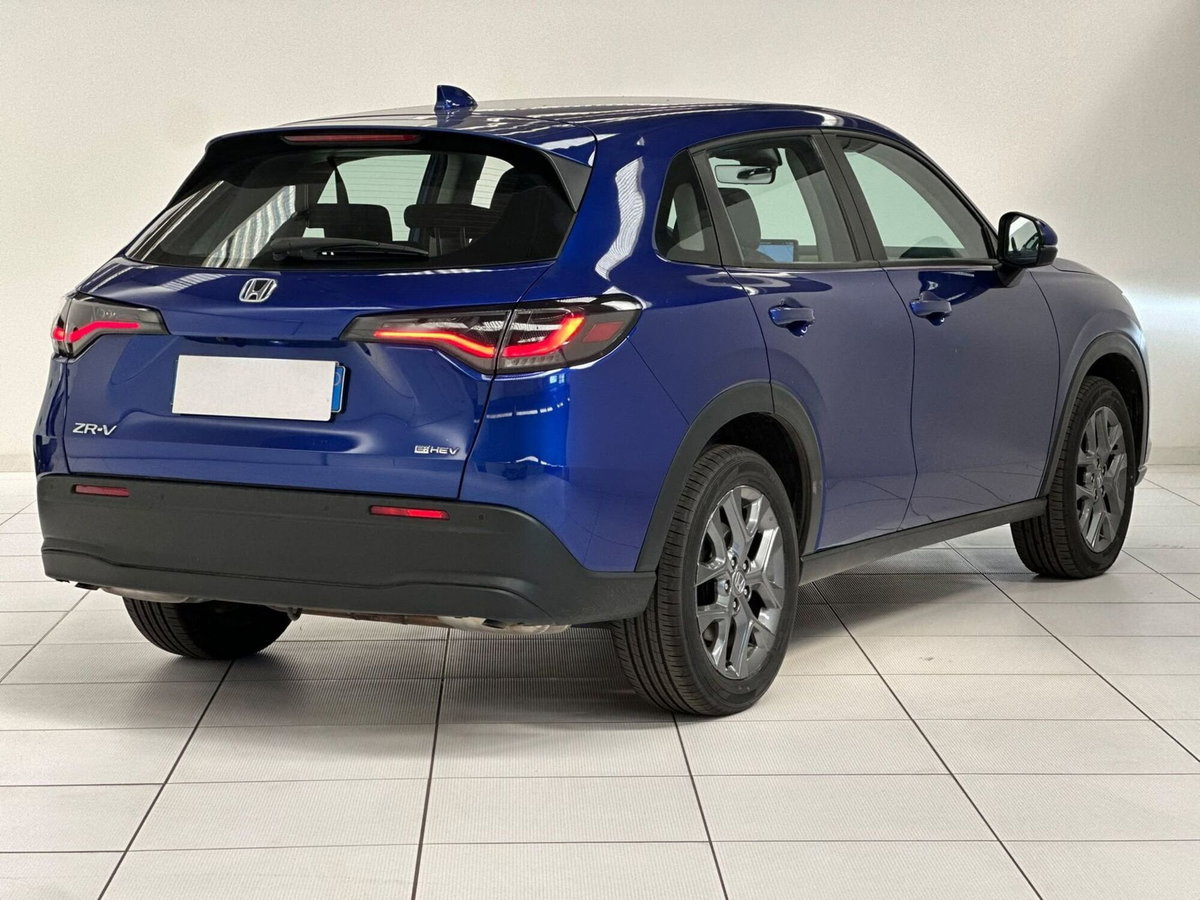 Honda ZR-V 2.0 hev Elegance (3)