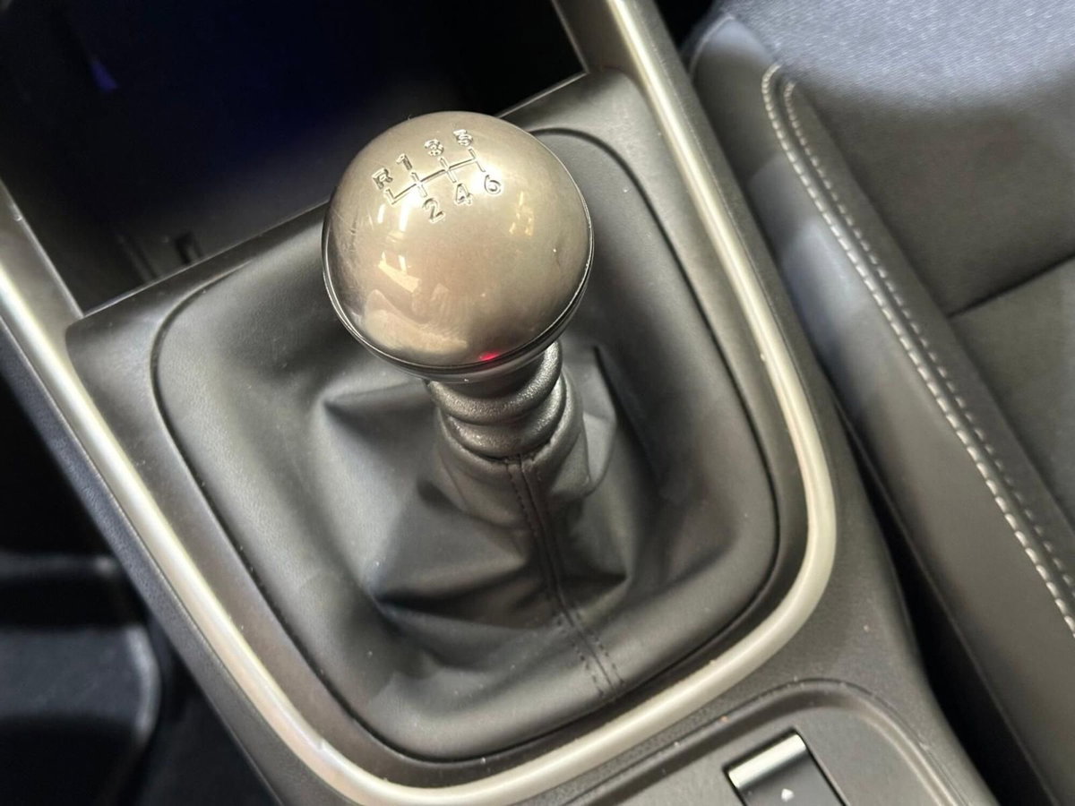 Jeep Avenger 1.2 turbo Altitude fwd 100cv (9)