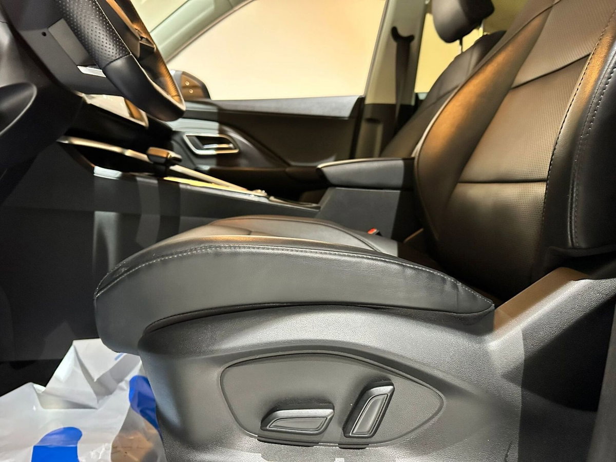 Mg ZS 1.5 hybrid+ Luxury auto (14)