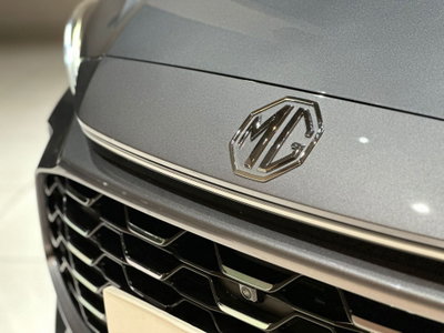 Mg ZS 1.5 hybrid+ Luxury auto (16)