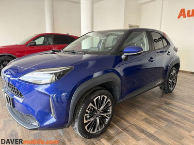 Toyota Yaris Cross 1.5 Hybrid 5p. E-CVT AWD-i Lounge (2)
