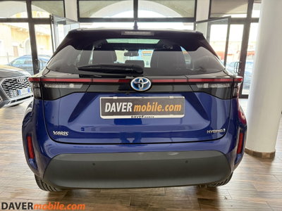 Toyota Yaris Cross 1.5 Hybrid 5p. E-CVT AWD-i Lounge (4)