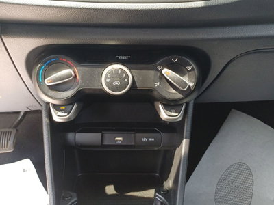 Kia Picanto 1.0 12V 5 porte AMT Style (13)