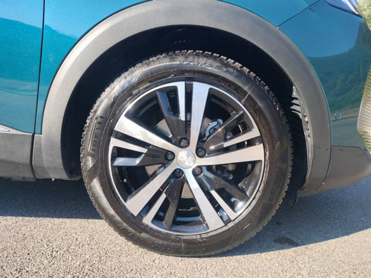 Peugeot 3008 BlueHDi 130 S&S EAT8 GT Pack (9)