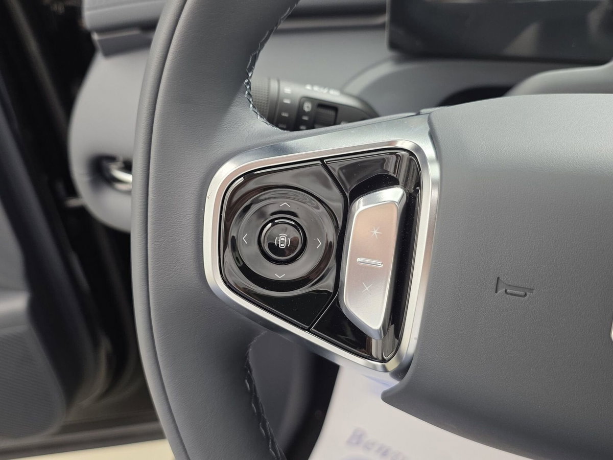 Geely Starray Starray EM-i 1.5 phev Launch Edition auto (18)