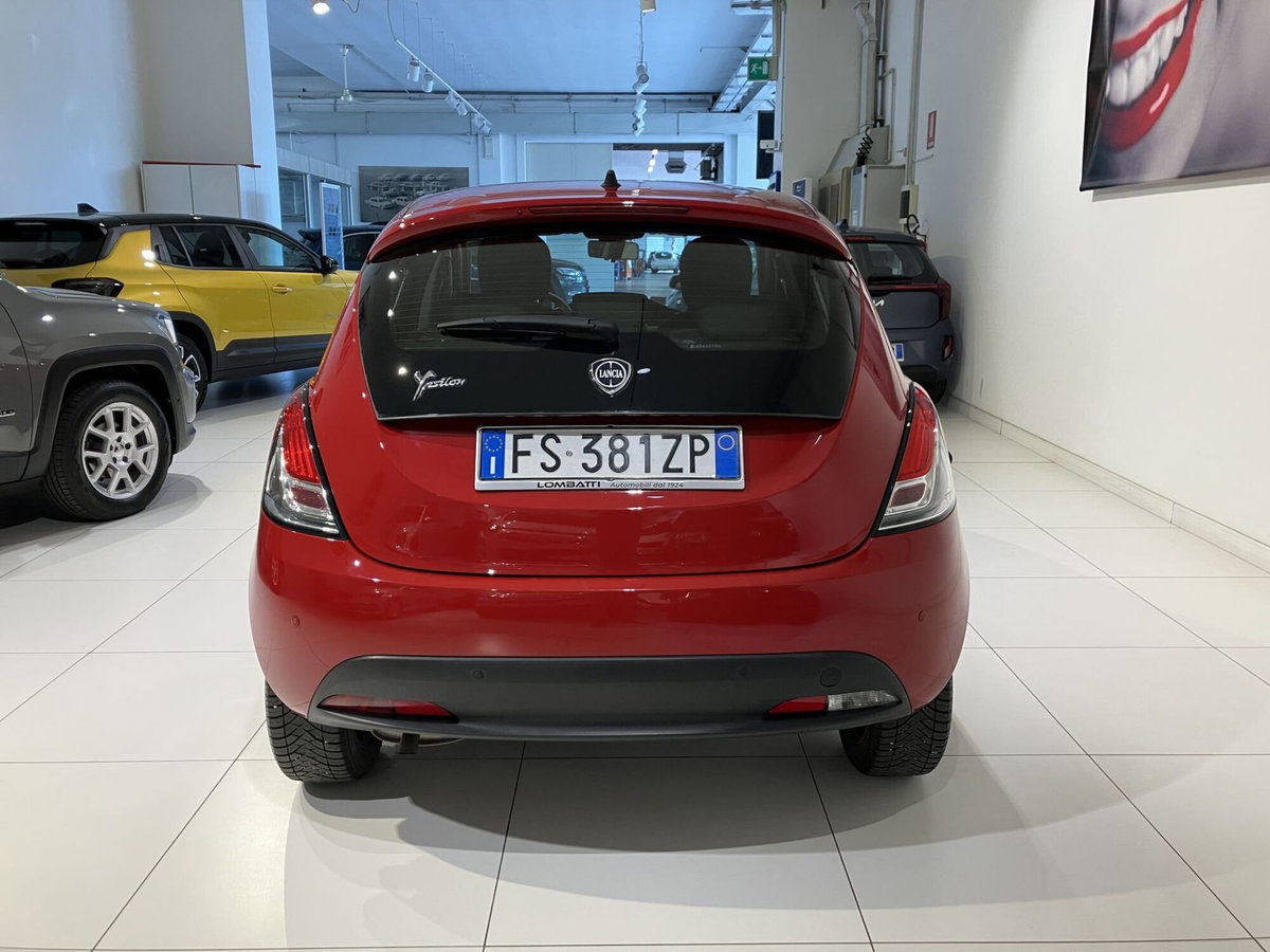 Lancia Ypsilon 1.2 69 CV 5 porte Elefantino (5)