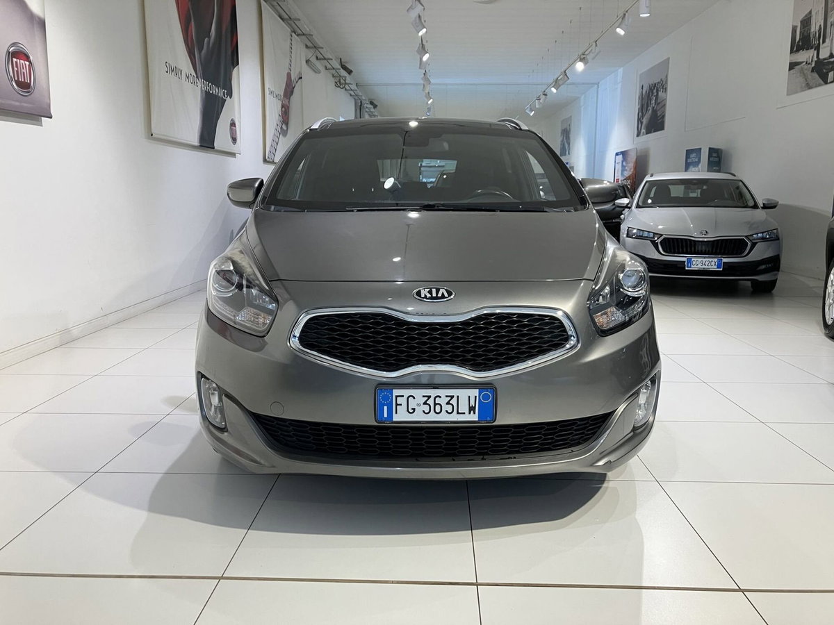 Kia Carens 1.7 CRDi 115 CV Stop&Go high tech (2)
