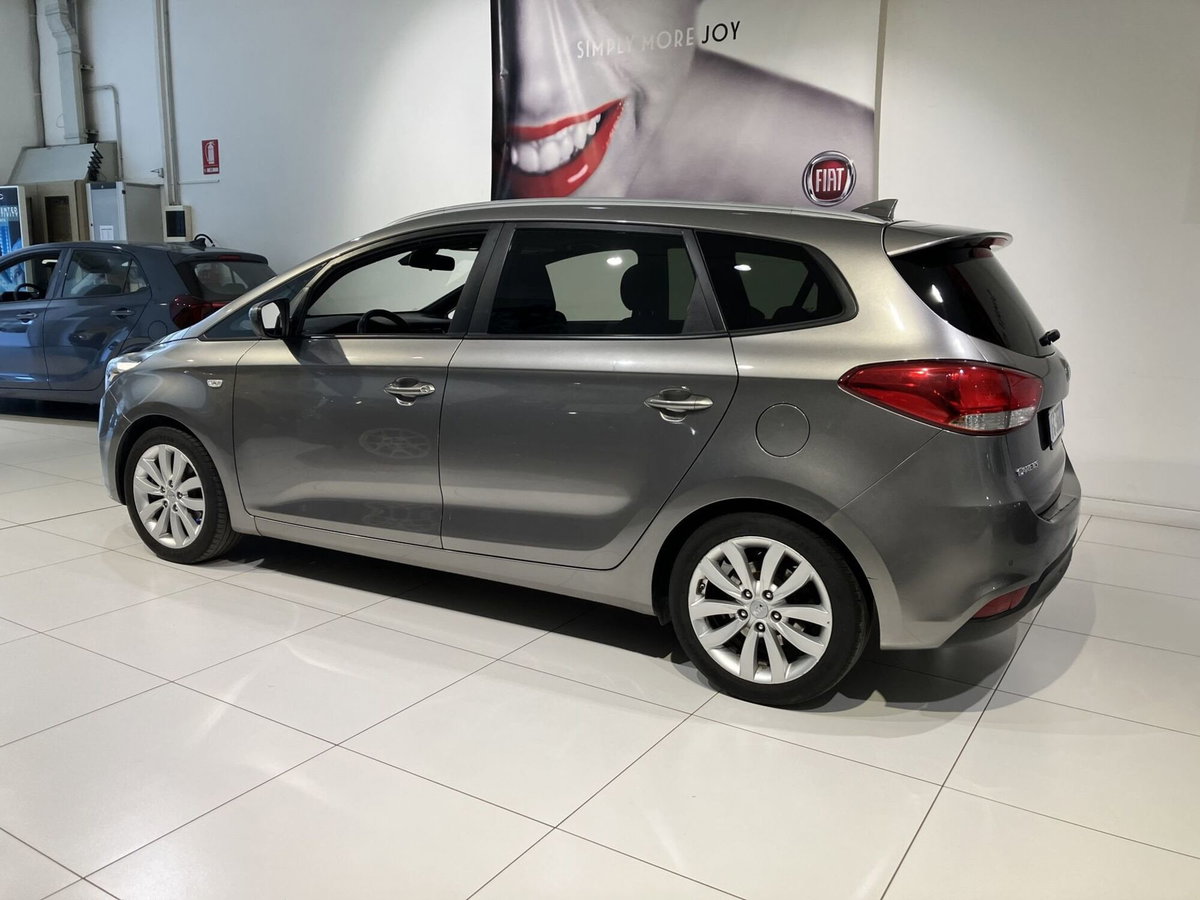Kia Carens 1.7 CRDi 115 CV Stop&Go high tech (4)