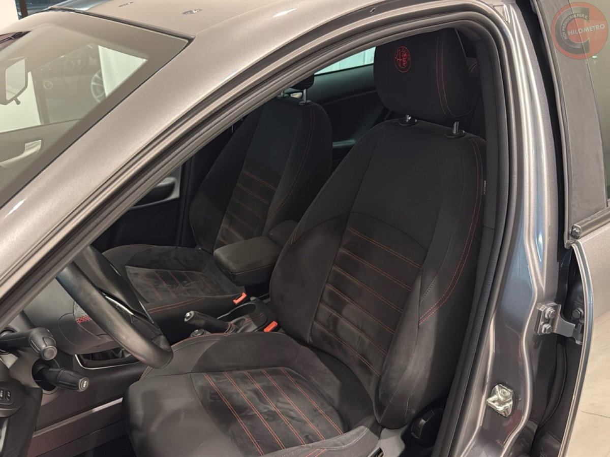 Alfa Romeo Giulietta 1.6 JTDm Sprint 120cv (3)