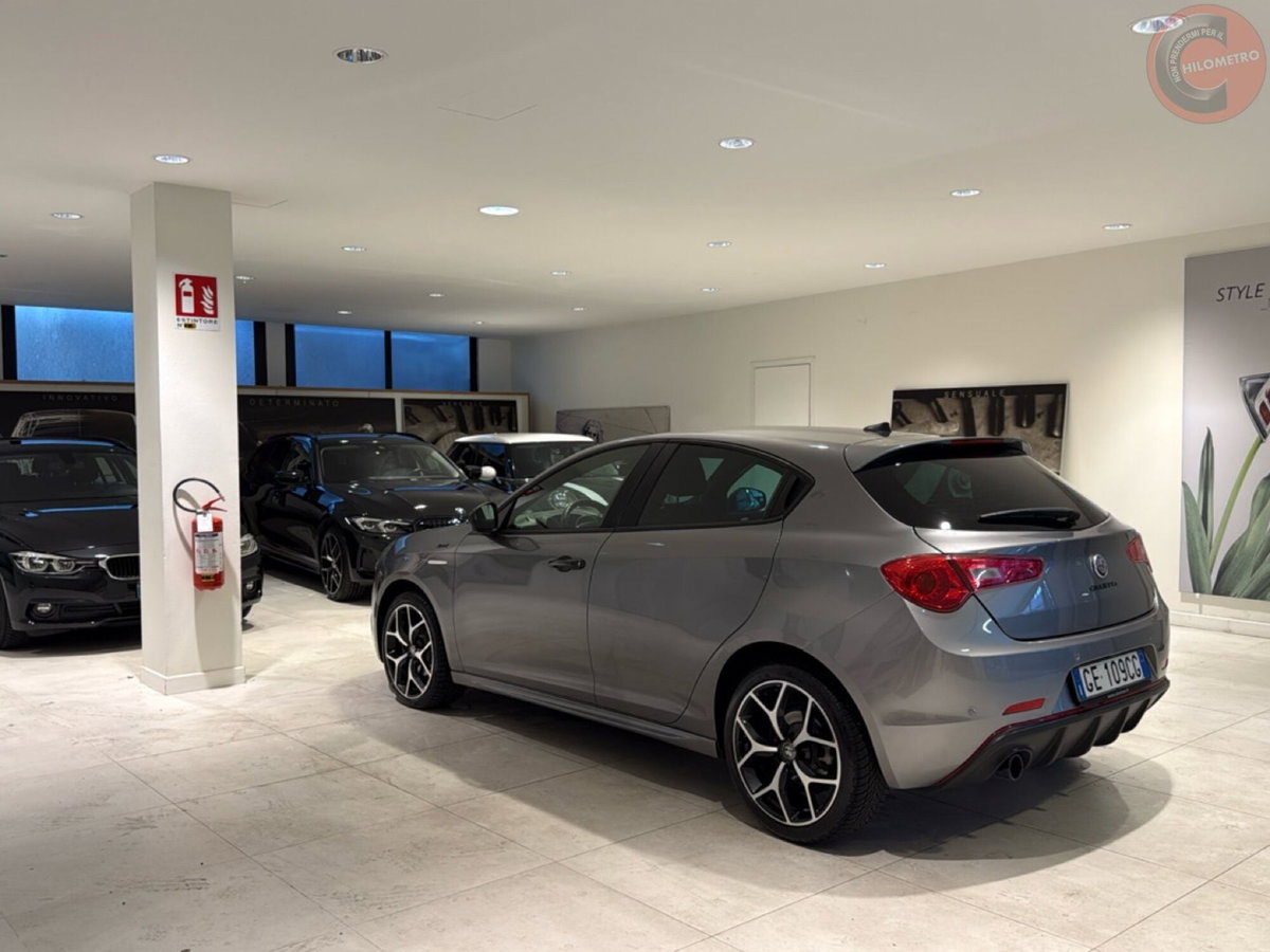 Alfa Romeo Giulietta 1.6 JTDm Sprint 120cv (6)