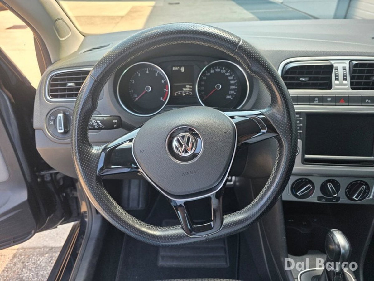 Volkswagen Polo Cross 1.2 TSI DSG BlueMotion Technology (11)