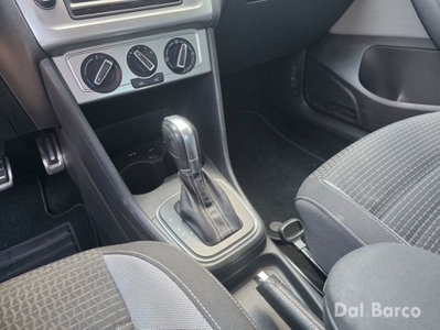 Volkswagen Polo Cross 1.2 TSI DSG BlueMotion Technology (12)