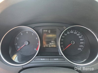 Volkswagen Polo Cross 1.2 TSI DSG BlueMotion Technology (14)