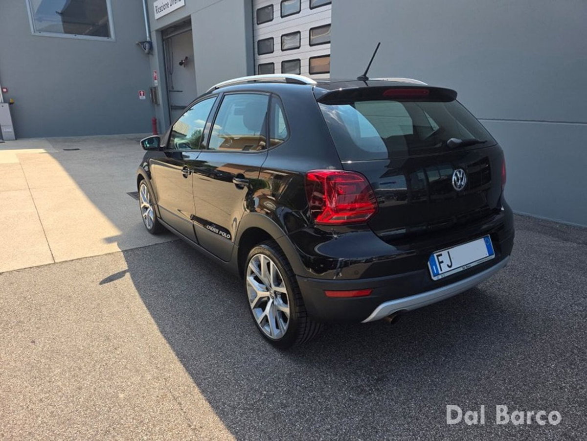 Volkswagen Polo Cross 1.2 TSI DSG BlueMotion Technology (4)
