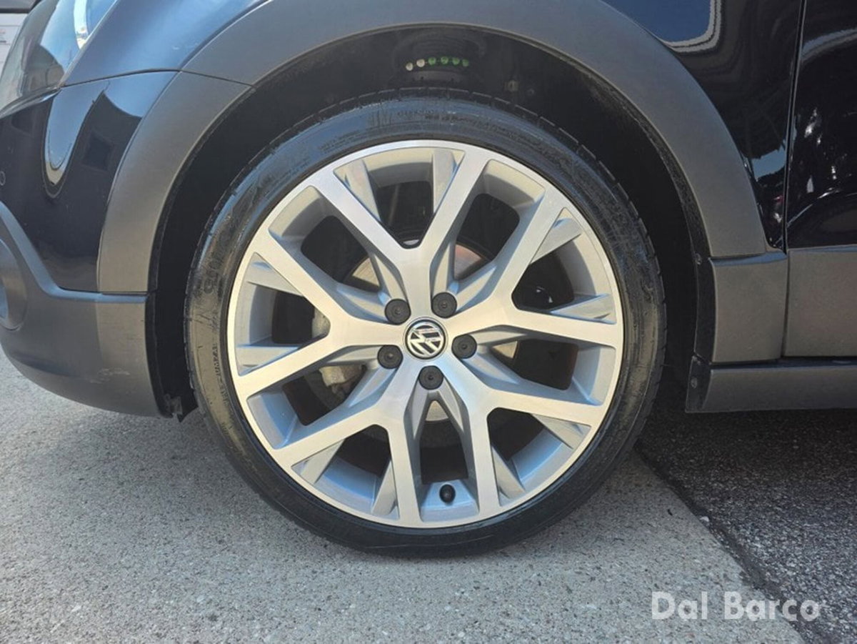 Volkswagen Polo Cross 1.2 TSI DSG BlueMotion Technology (7)