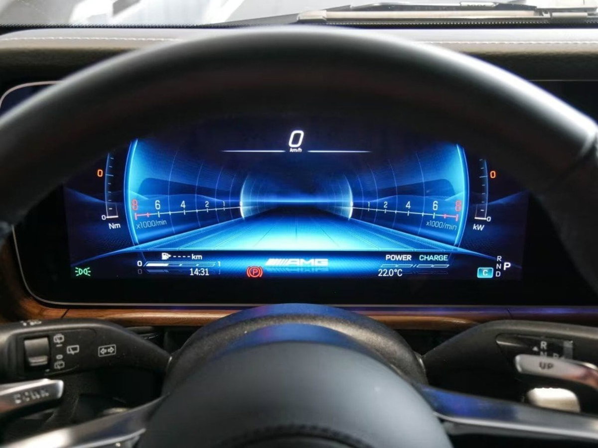 Mercedes-Benz Classe G AMG 63 585cv auto (10)