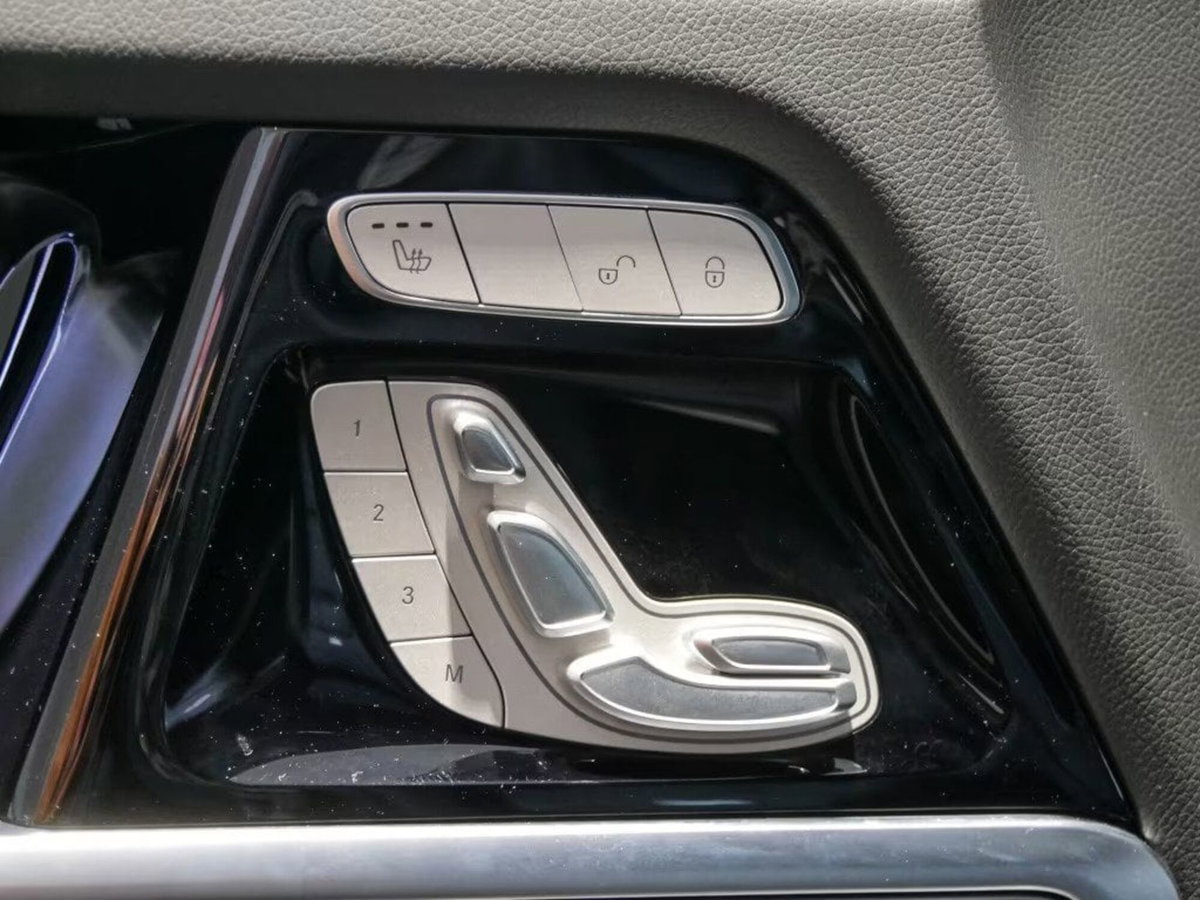 Mercedes-Benz Classe G AMG 63 585cv auto (4)