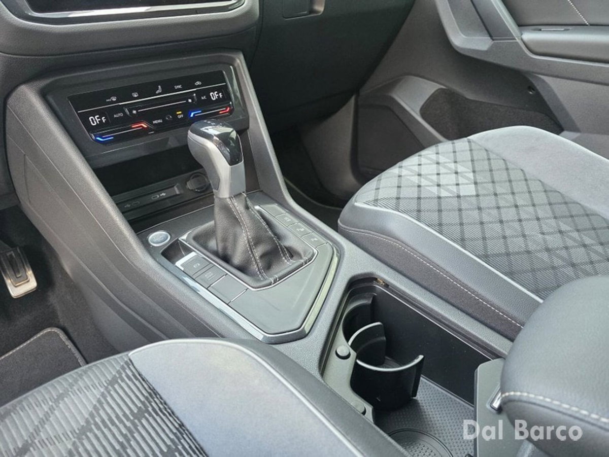 Volkswagen Tiguan Allspace 2.0 TDI SCR DSG 4MOTION Advanced BMT (16)
