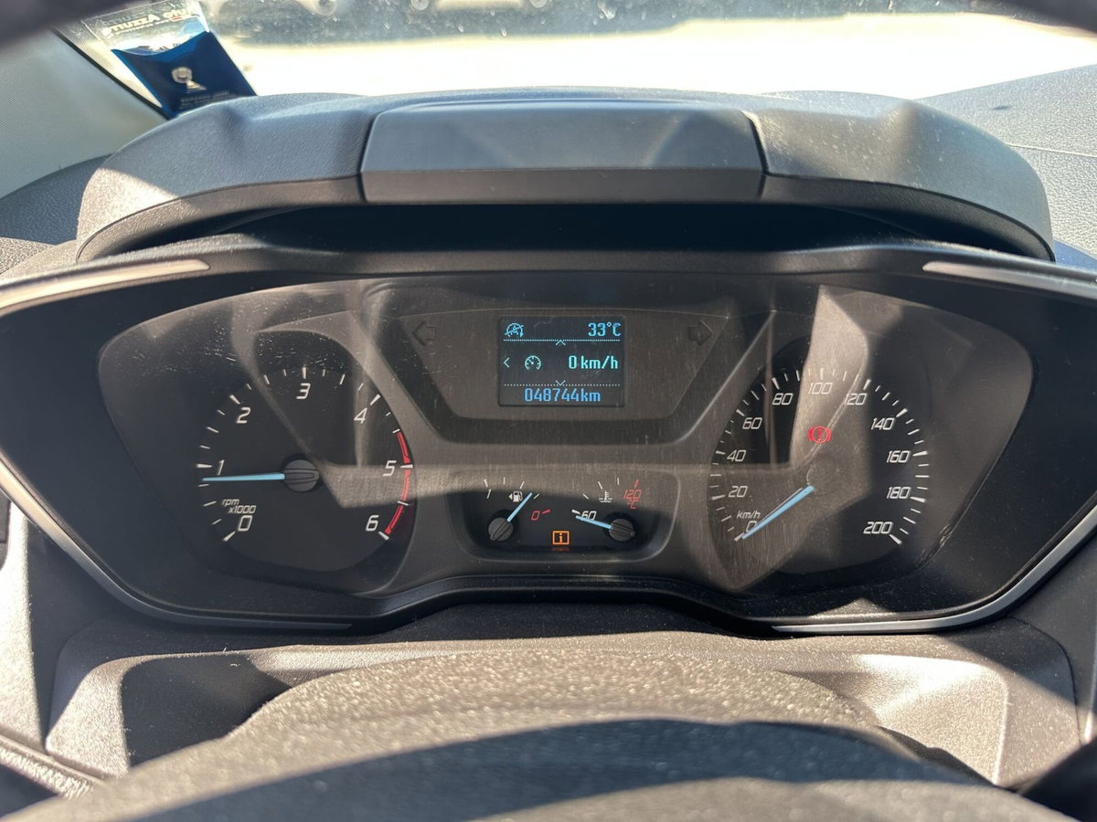 Ford Tourneo Custom 310 2.0 TDCi 130CV PC Titanium (8)