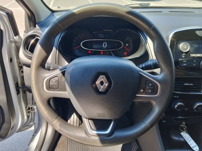 Renault Clio 1.2 75CV 5 porte Life (11)