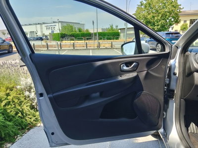 Renault Clio 1.2 75CV 5 porte Life (16)