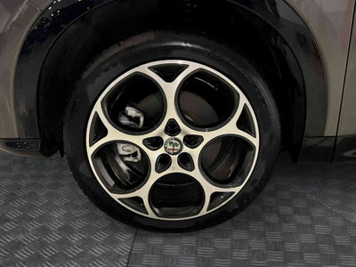 Alfa Romeo Tonale 1.3 phev Intensa Q4 280cv at6 (5)