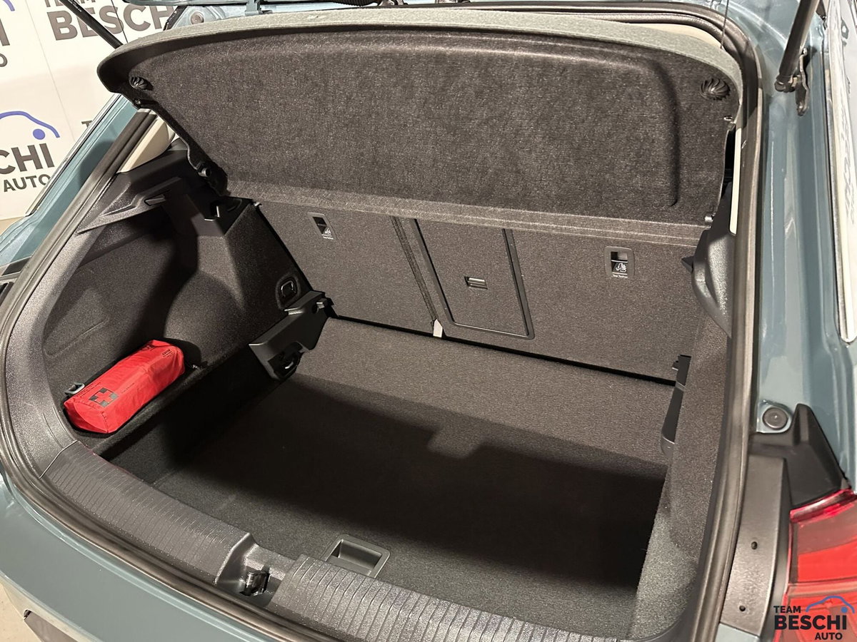 Volkswagen T-Roc 1.5 tsi Style dsg (14)