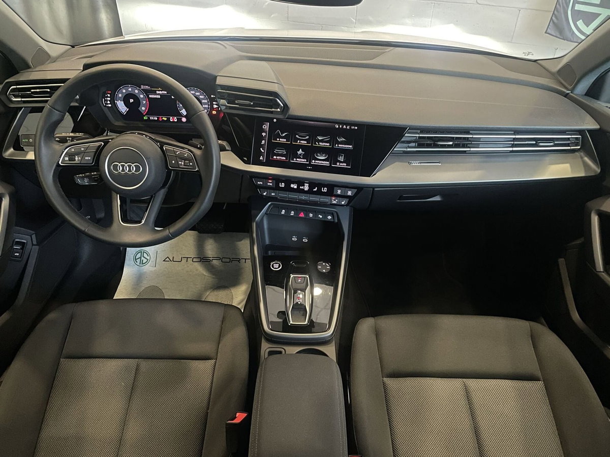 Audi A3 Sedan 35 TFSI S tronic Business (12)