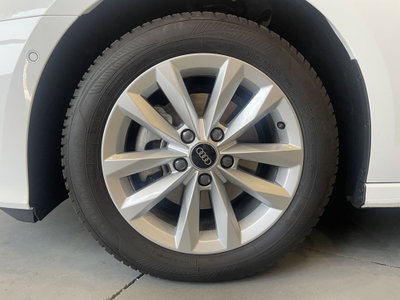 Audi A3 Sedan 35 TFSI S tronic Business (8)