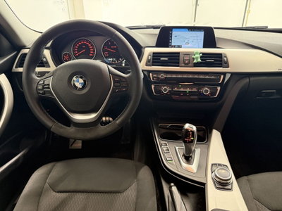 BMW Serie 3 Touring 318d  Business Advantage (4)
