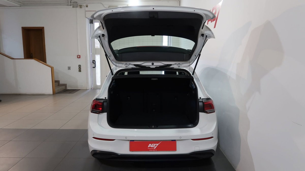 Volkswagen Golf 1.5 eTSI 130 CV EVO ACT DSG Life (12)