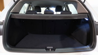 Volkswagen Golf 1.5 eTSI 130 CV EVO ACT DSG Life (18)