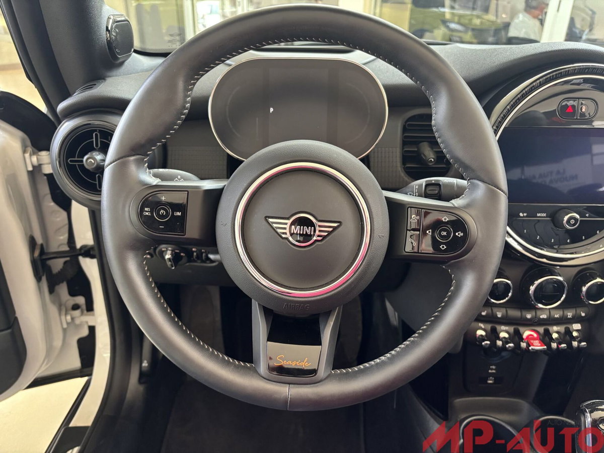 MINI Mini Cabrio 1.5 Cooper Resolute auto (12)