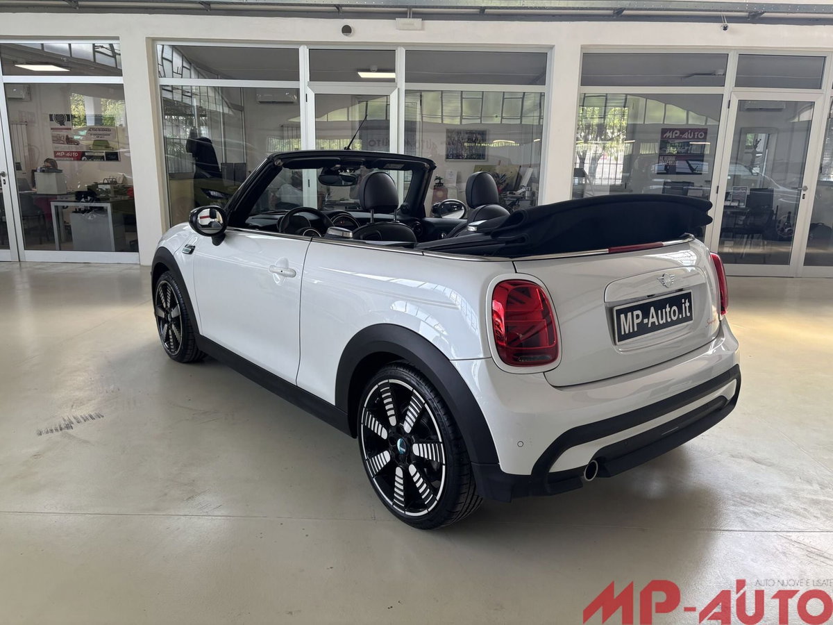MINI Mini Cabrio 1.5 Cooper Resolute auto (6)