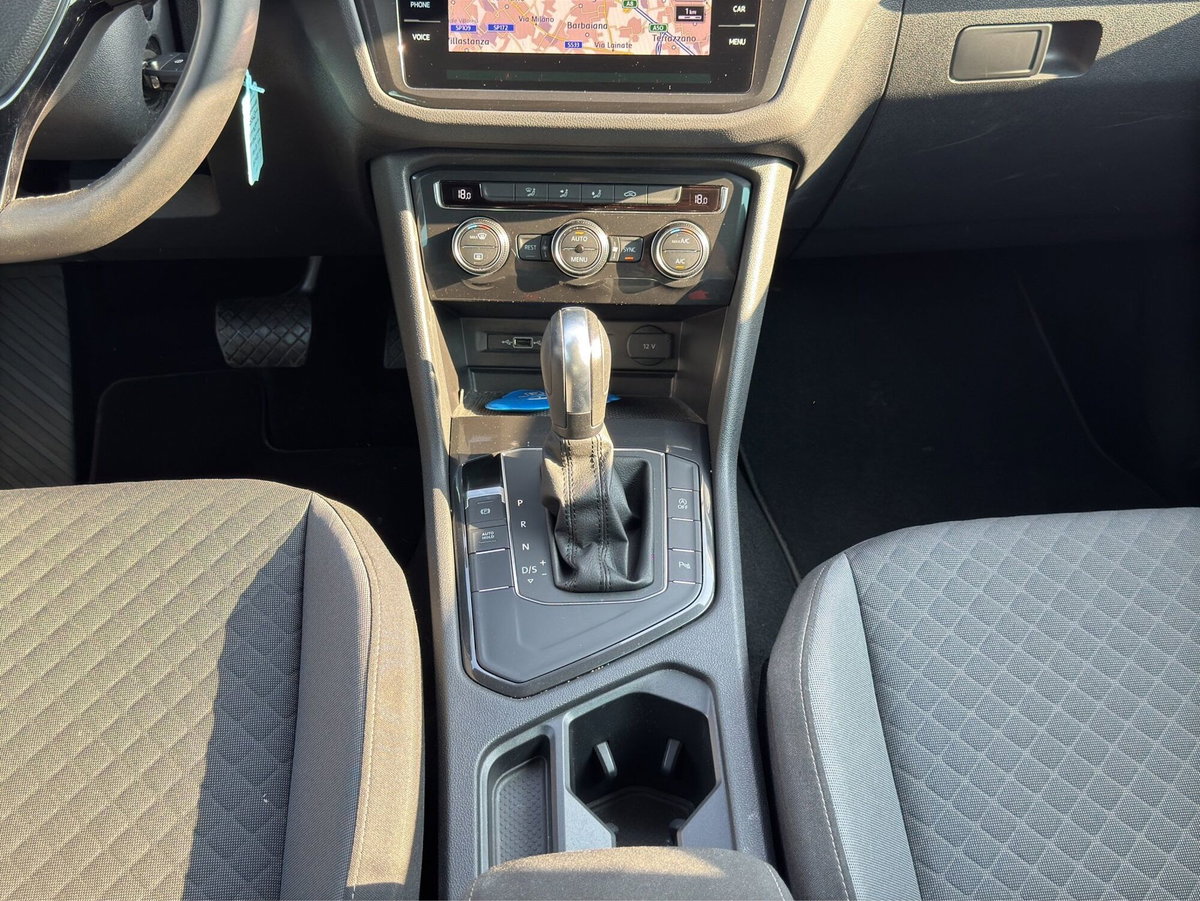 Volkswagen Tiguan 1.5 TSI 150 CV DSG Business ACT BlueMotion Technology (16)