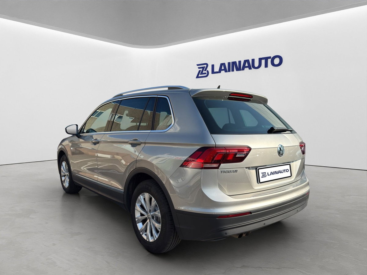 Volkswagen Tiguan 1.5 TSI 150 CV DSG Business ACT BlueMotion Technology (4)