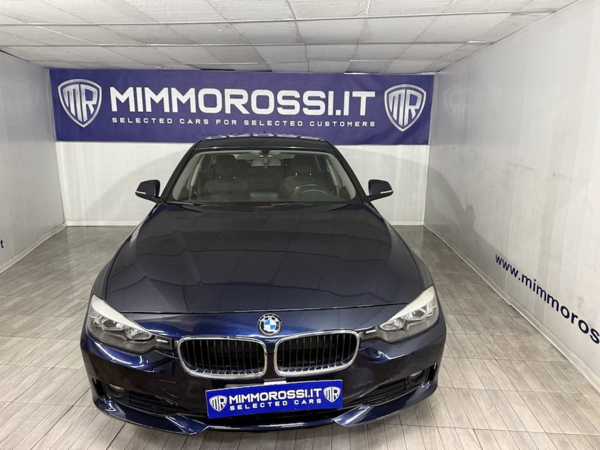 BMW Serie 3 Touring 316d (4)