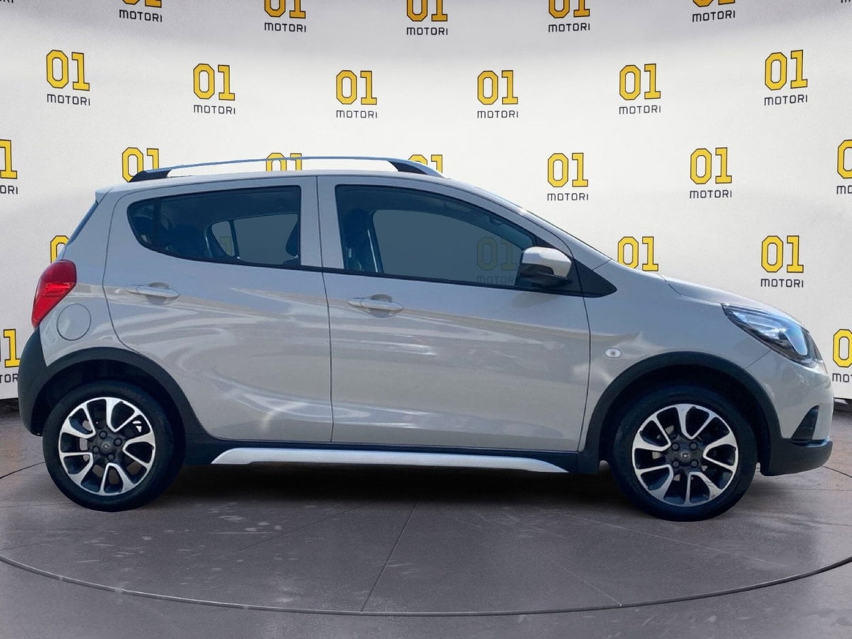 Opel Karl Rocks 1.0 73 CV (6)