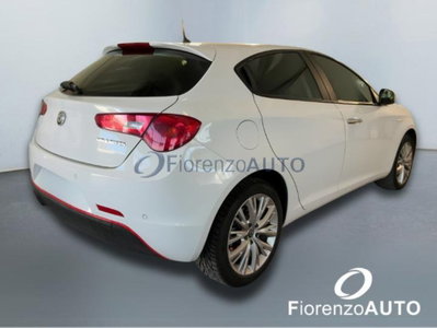 Alfa Romeo Giulietta 1.4 Turbo Distinctive 120cv (2)