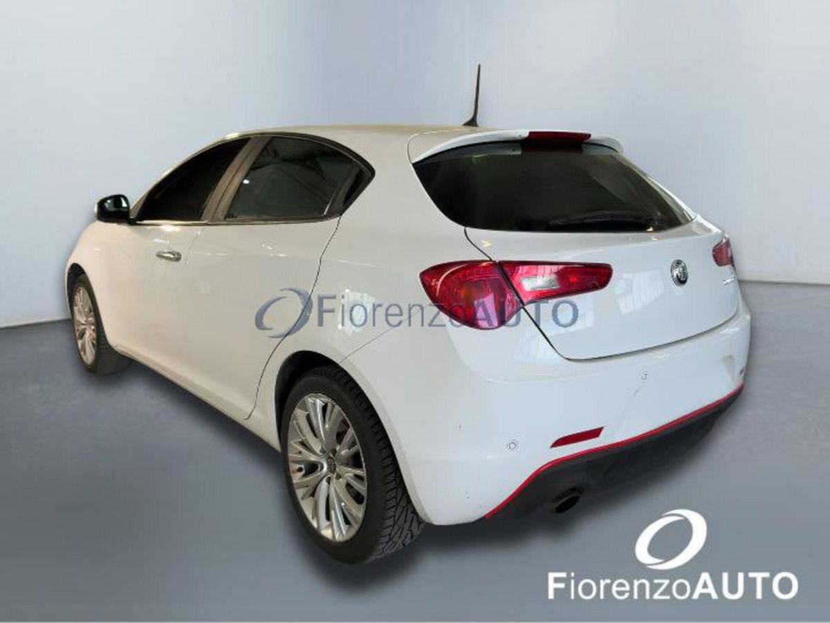 Alfa Romeo Giulietta 1.4 Turbo Distinctive 120cv (4)