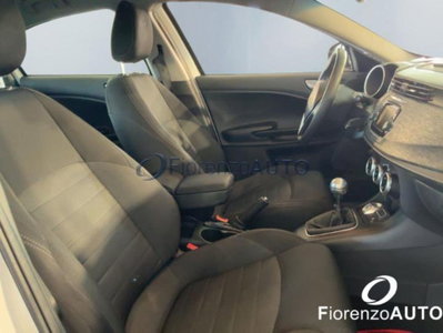 Alfa Romeo Giulietta 1.4 Turbo Distinctive 120cv (7)