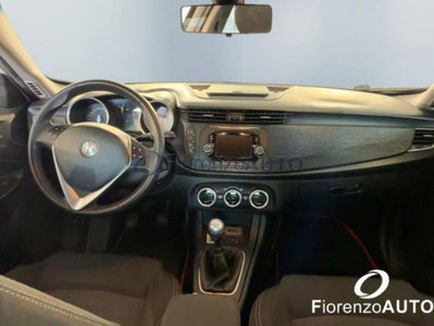 Alfa Romeo Giulietta 1.4 Turbo Distinctive 120cv (8)