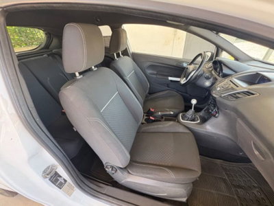Ford Fiesta 1.4 3 porte Bz.- GPL (11)
