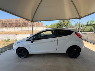 Ford Fiesta 1.4 3 porte Bz.- GPL (7)