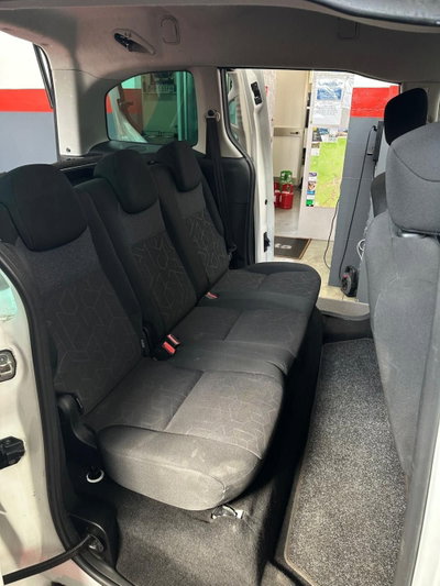 Peugeot Partner BlueHDi 120 S&S Active (16)