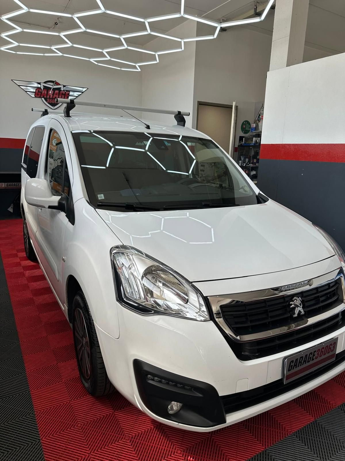 Peugeot Partner BlueHDi 120 S&S Active (2)