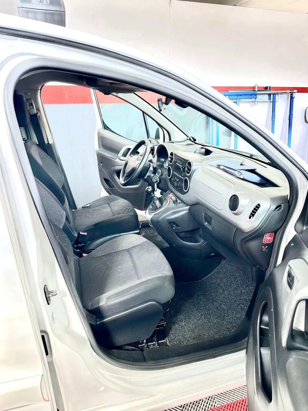 Peugeot Partner BlueHDi 120 S&S Active (5)